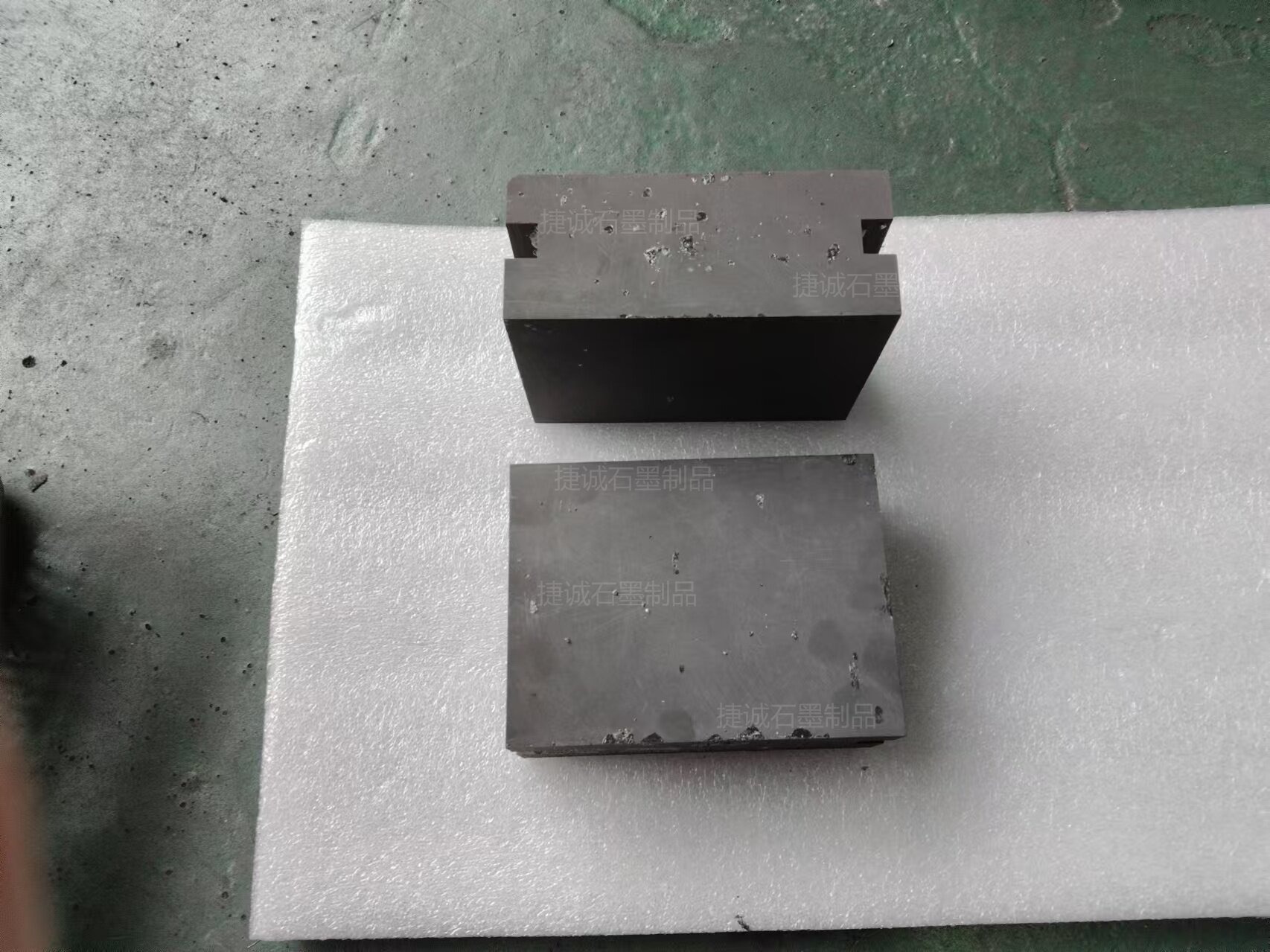 高分子擴散焊機石墨電極塊，軟連接石墨塊，抗氧化石墨塊，擴散焊治具，極柱焊接石墨塊，高分子擴散焊機石墨塊，軟連接石墨塊生產廠家