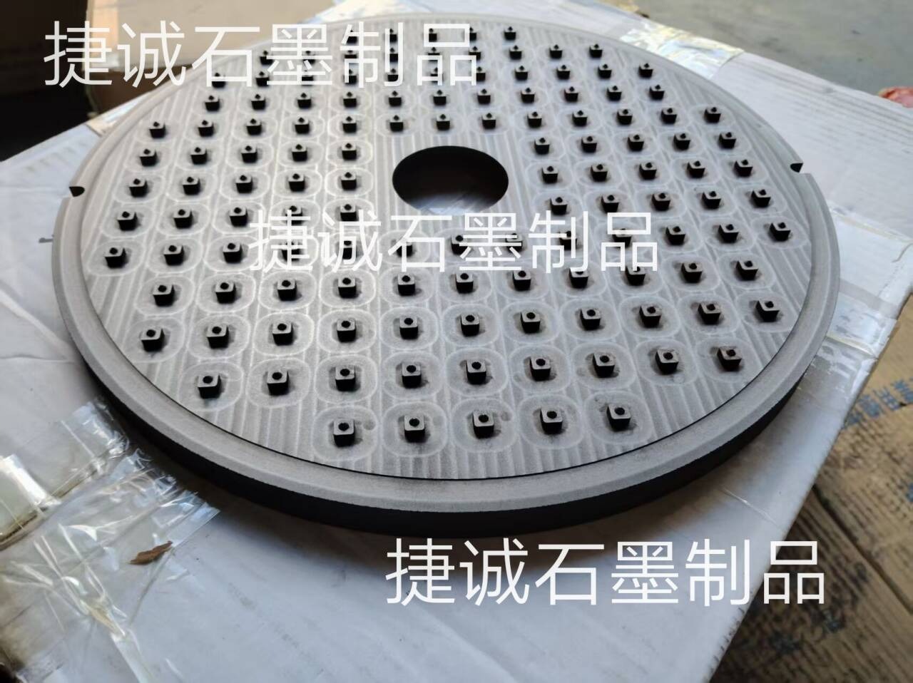 刀具涂層石墨夾具，鎢鋼刀具燒結(jié)石墨盤，硬質(zhì)合金石墨盤，石墨盤加工，銅管燒結(jié)石墨盤，石墨盤加工廠，進(jìn)口硬質(zhì)合金石墨盤，石墨盤生產(chǎn)廠家